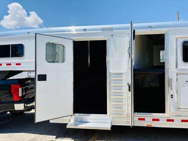 new Horse Trailers 4-Star Trailers  for sale, in San Angelo, TX Thumbnail 5
