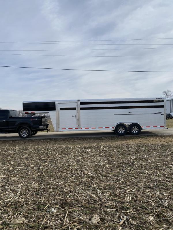 2020 Hillsboro Industries Endura 7x24x6'8" Livestock Trailer 2020 Hillsboro Industries Endura 7x24x6'8" Livestock Trailer