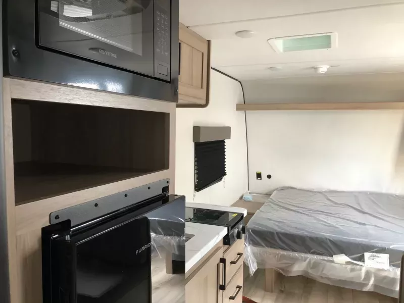 used Travel Trailers Keystone RV Coleman Light for sale, in Deforest, WI Thumbnail 3
