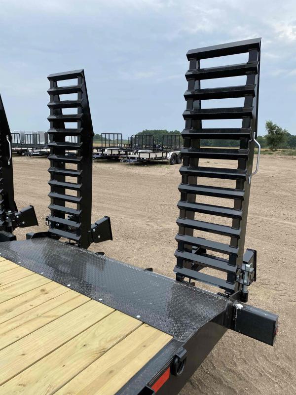 2021 Behnke 83X20 SKIDLOADER Equipment Trailer 2021 Behnke 83X20 SKIDLOADER Equipment Trailer