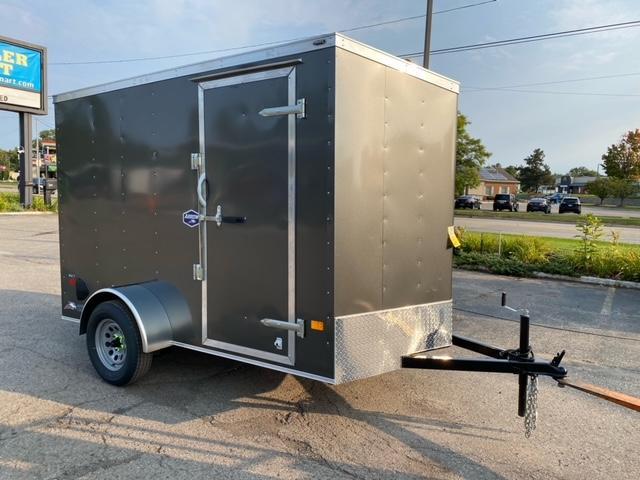 6 X 10 SINGLE AXLE ENCLOSED TRAILER 6 X 10 SINGLE AXLE ENCLOSED TRAILER