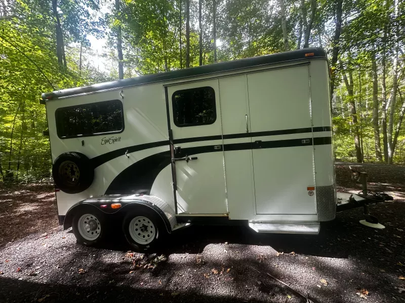 2006 Equispirit Horse Trailers XXL 2 Horse Bumper Pull Horse & Livestock