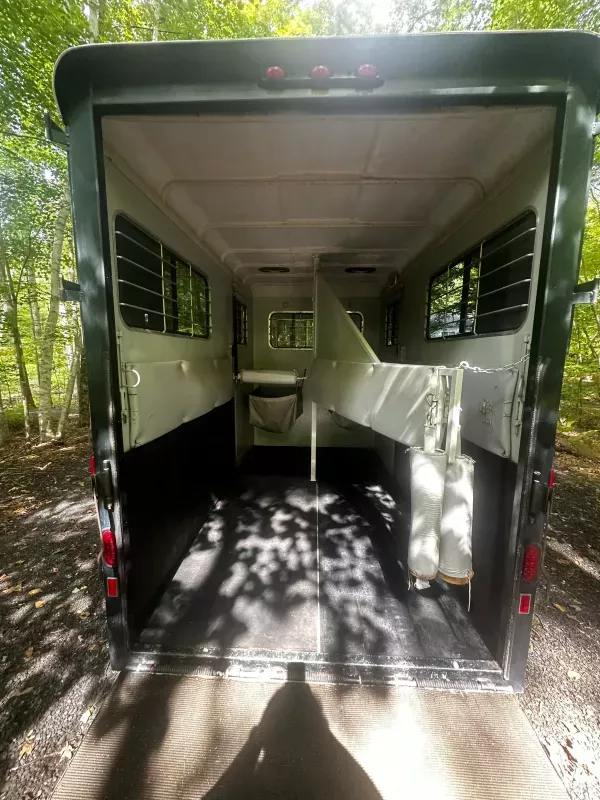 used Horse Trailers Equispirit Horse Trailers  for sale, in Willington, CT Thumbnail 9