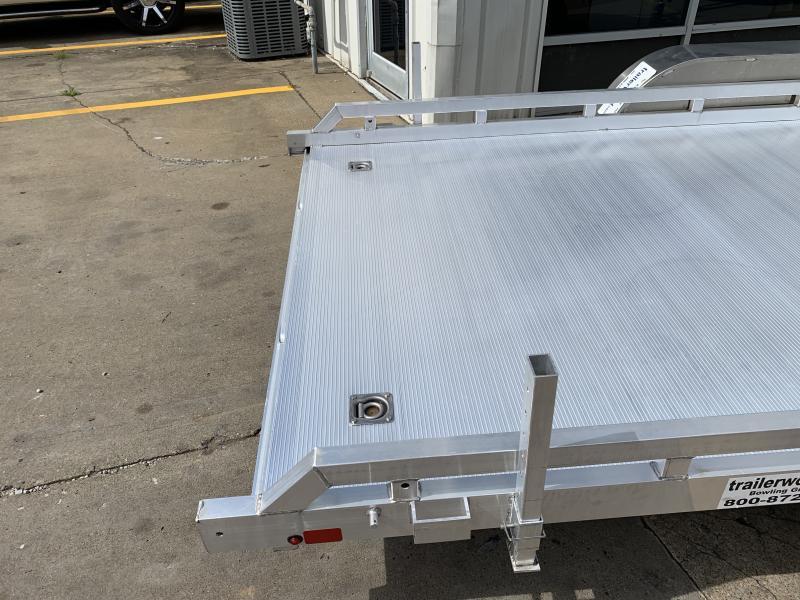 used Equipment / Flatbed Trailers Aluma  for sale, in Bowling Green, KY Thumbnail 9