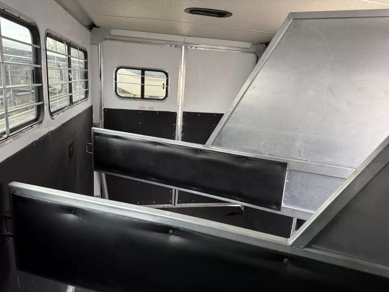 used Horse Trailers Silver Star Trailers  for sale, in Bowling Green, KY Thumbnail 12