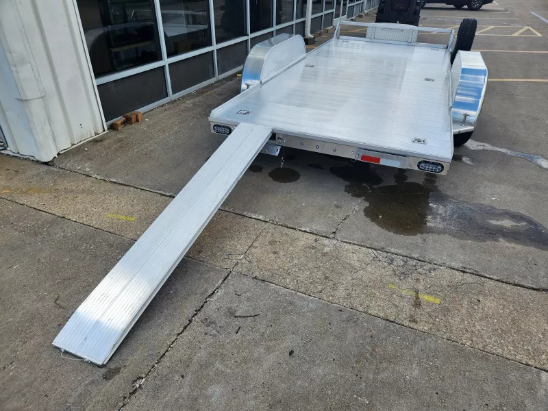 new Equipment / Flatbed Trailers Sundowner Trailers  for sale, in Bowling Green, KY Thumbnail 13