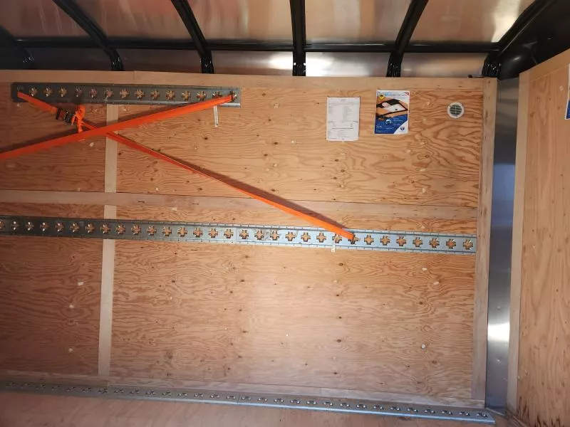 used Cargo (Enclosed) Trailers Interstate  for sale, in Bowling Green, KY Thumbnail 3