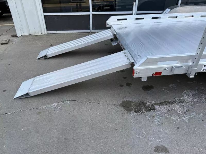 new Equipment / Flatbed Trailers Aluma  for sale, in Bowling Green, KY Thumbnail 4
