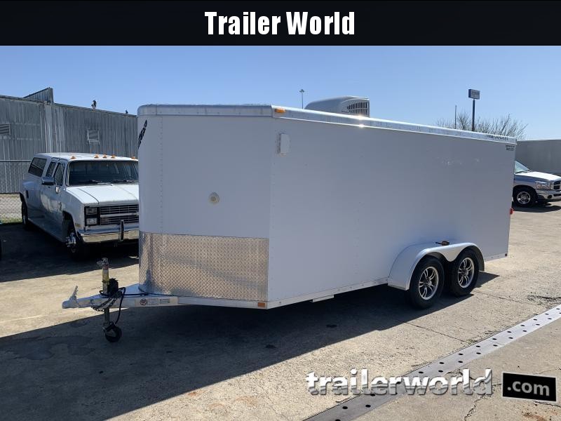 2006 Featherlite 16' Enclosed Cargo Trailer 2006 Featherlite 16' Enclosed Cargo Trailer