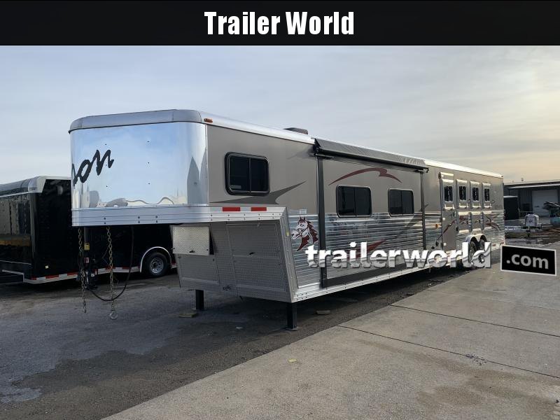 2014 Bison Trailers 38' 4-Horse Slant Load Trailer 2014 Bison Trailers 38' 4-Horse Slant Load Trailer
