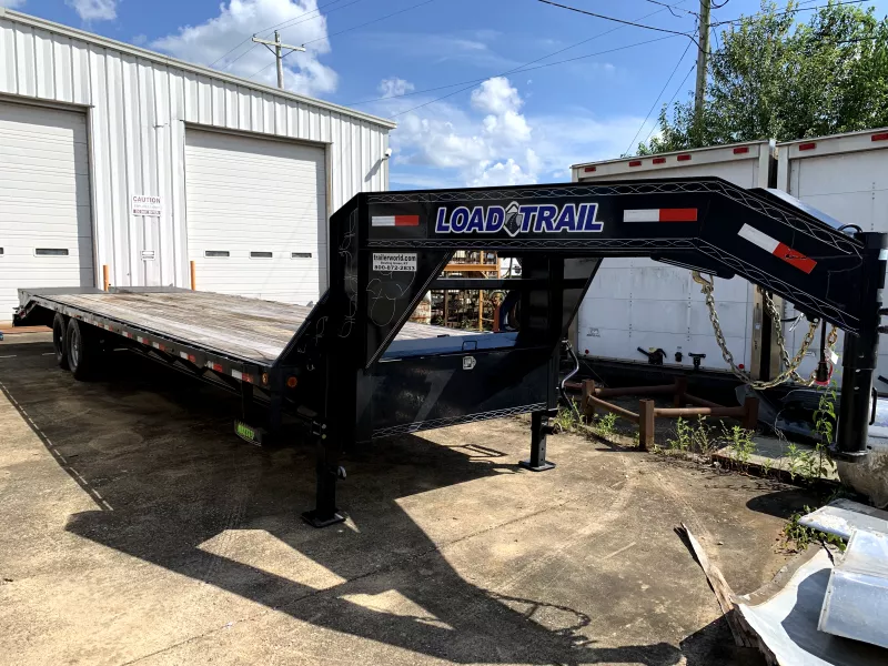 2022 Load Trail 102" x 30' (25+5) (2)7K Axles GN Equipment Trailer
