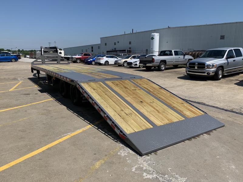 2023 Midsota FBGN 32' Hydraulic Dovetail Flatbed Gooseneck Equipment