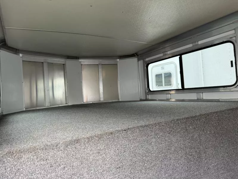 used Horse Trailers Silver Star Trailers  for sale, in Bowling Green, KY Thumbnail 7