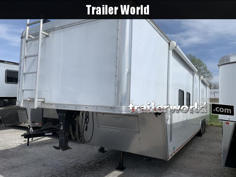 2011 United Expressline 48' Vending / Concession Trailer 2011 United Expressline 48' Vending / Concession Trailer
