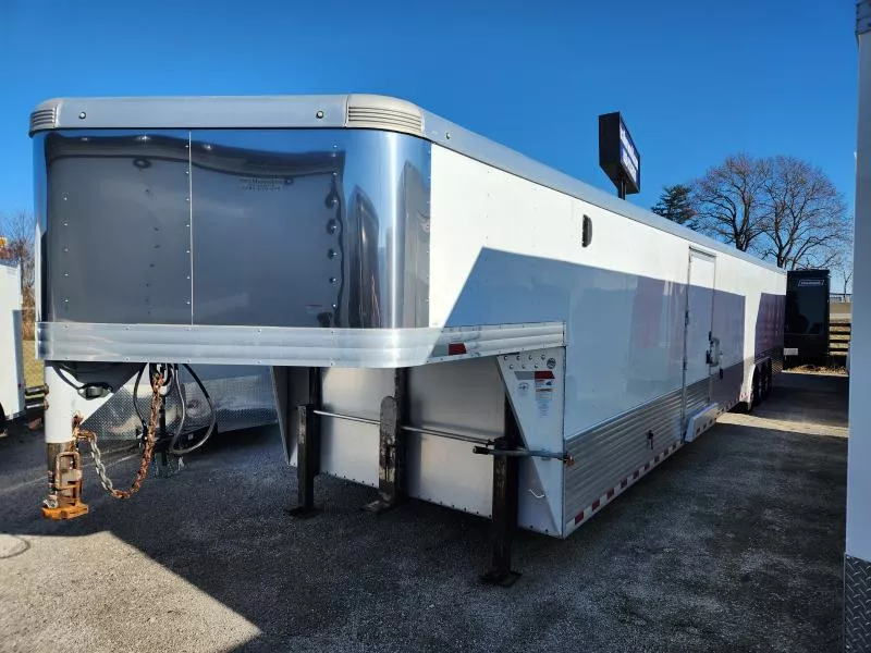 used Car Haulers / Racing Trailers Sundowner Trailers  for sale, in Bowling Green, KY Thumbnail 2