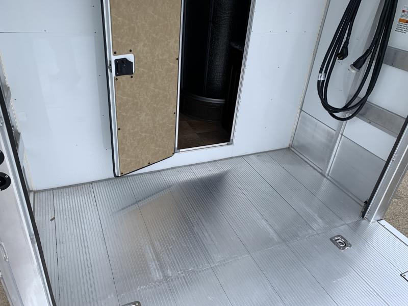 used Toy Haulers Sundowner Trailers Horizon for sale, in Bowling Green, KY Thumbnail 25