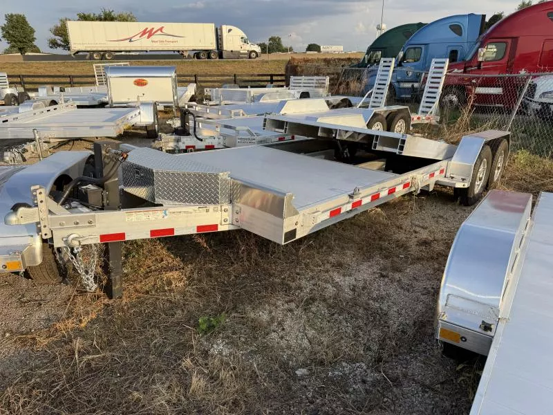 used Equipment / Flatbed Trailers Aluma  for sale, in Bowling Green, KY image-0