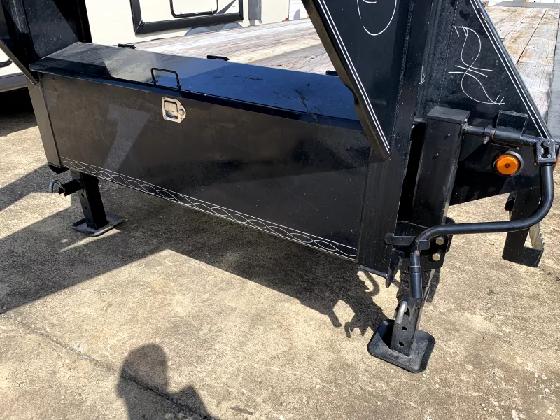 used Equipment / Flatbed Trailers Load Trail  for sale, in Bowling Green, KY Thumbnail 4
