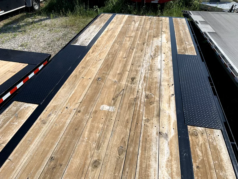 used Equipment / Flatbed Trailers PJ Trailers  for sale, in Bowling Green, KY Thumbnail 7