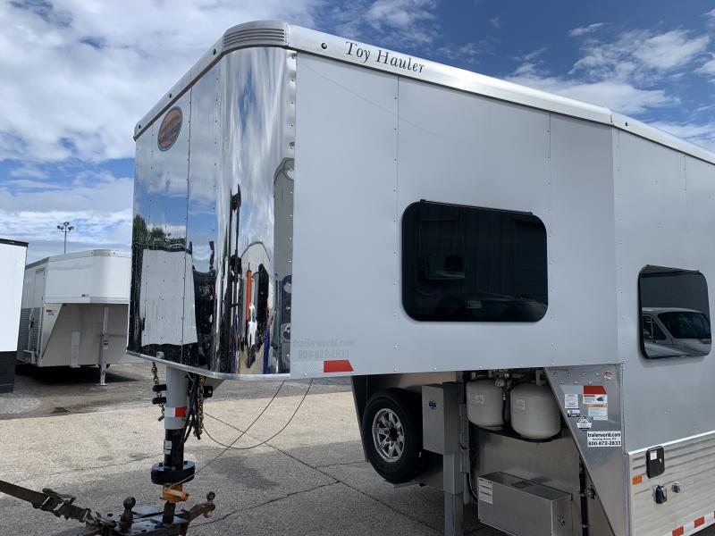 used Toy Haulers Sundowner Trailers Horizon for sale, in Bowling Green, KY Thumbnail 2