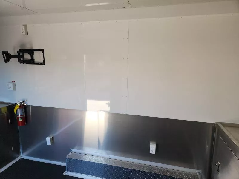 used Cargo (Enclosed) Trailers Other  for sale, in Bowling Green, KY Thumbnail 17