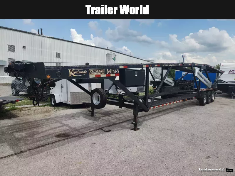 2018 Kaufman Trailers 44' Mini 5 Car Hauler
