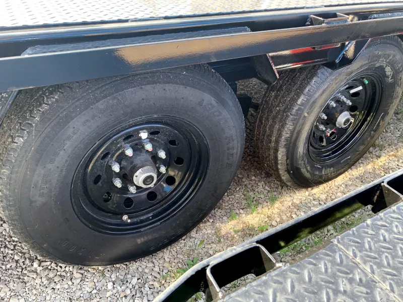used Equipment / Flatbed Trailers PJ Trailers  for sale, in Bowling Green, KY Thumbnail 12