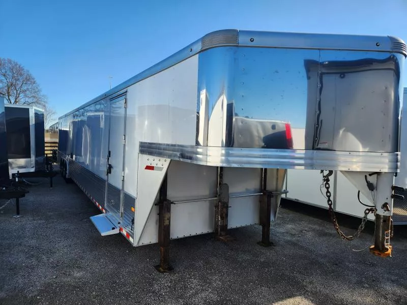used Car Haulers / Racing Trailers Sundowner Trailers  for sale, in Bowling Green, KY Thumbnail 3