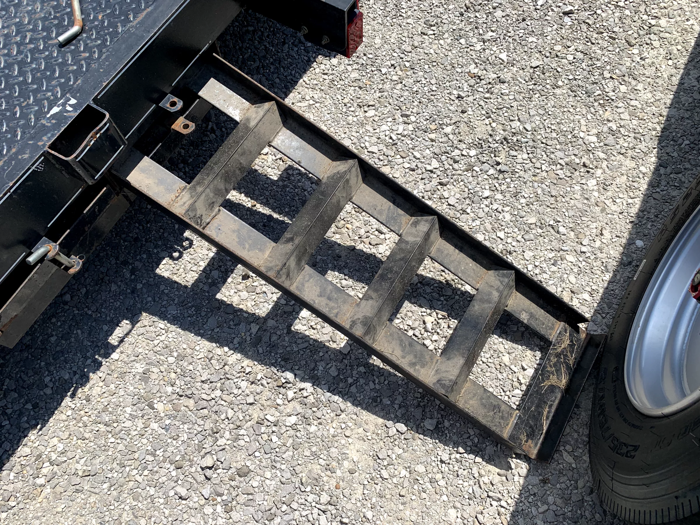 2019 P & T Trailers 82" x 22' Steel Deck Slide-in Ramps Car Hauler vzwBOauwl992