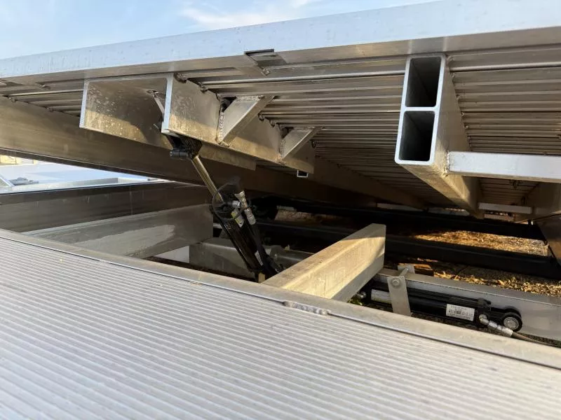 used Equipment / Flatbed Trailers Aluma  for sale, in Bowling Green, KY Thumbnail 10