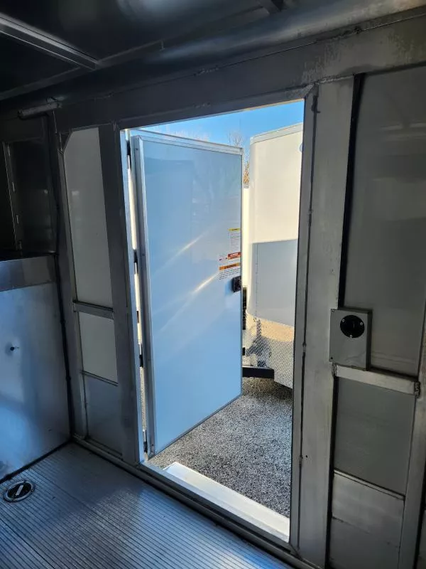 used Car Haulers / Racing Trailers Sundowner Trailers  for sale, in Bowling Green, KY Thumbnail 14