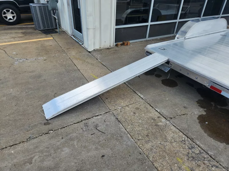 new Equipment / Flatbed Trailers Sundowner Trailers  for sale, in Bowling Green, KY Thumbnail 14