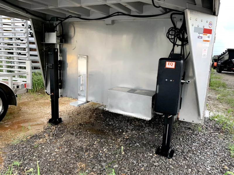 used Car Haulers / Racing Trailers Sundowner Trailers  for sale, in Bowling Green, KY Thumbnail 4