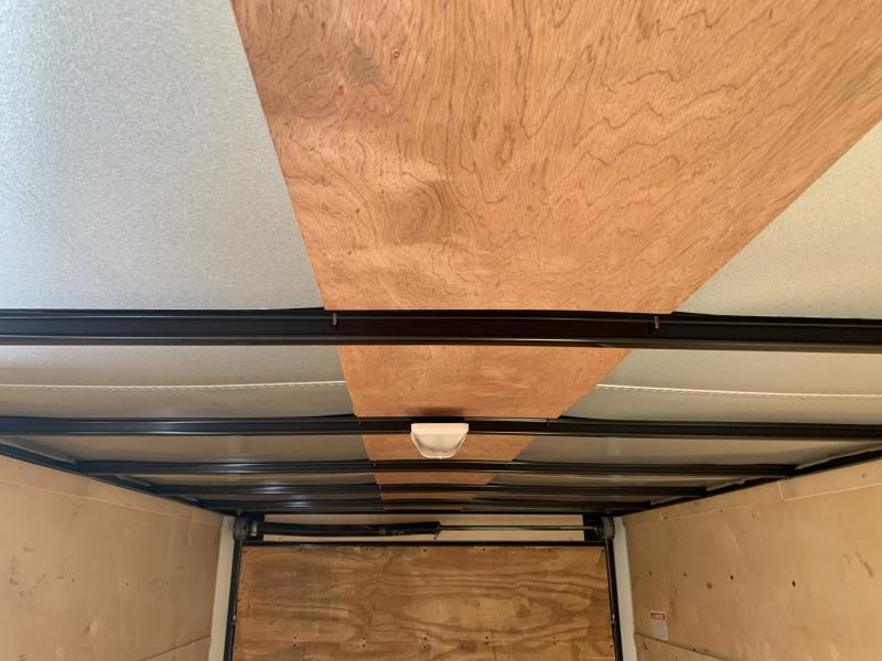 used Cargo (Enclosed) Trailers Lark  for sale, in Bowling Green, KY Thumbnail 12
