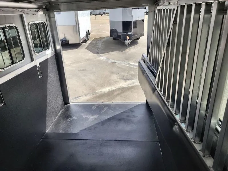 Trailer Image
