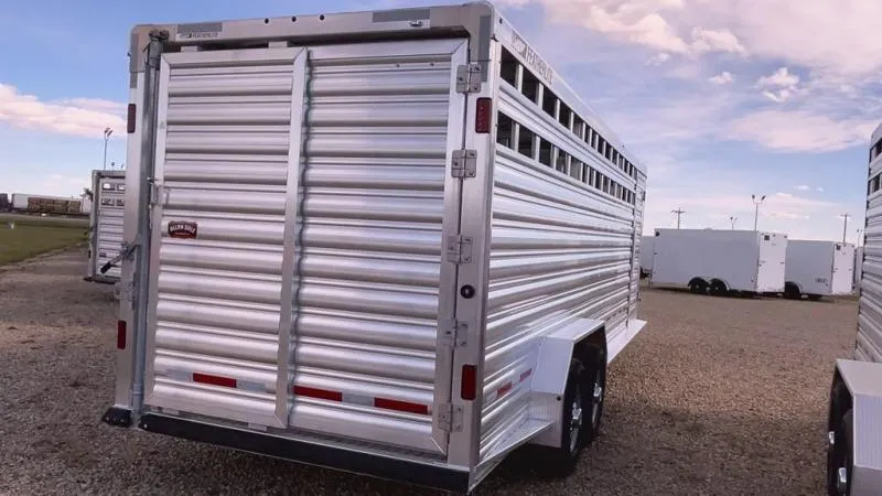 2025 Featherlite