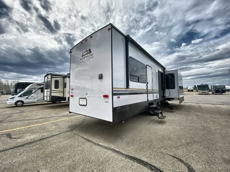 Trailer Image