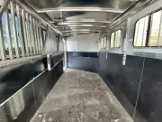 used Horse Trailers Sundowner Trailers  for sale, in Red Deer, AB Thumbnail 17