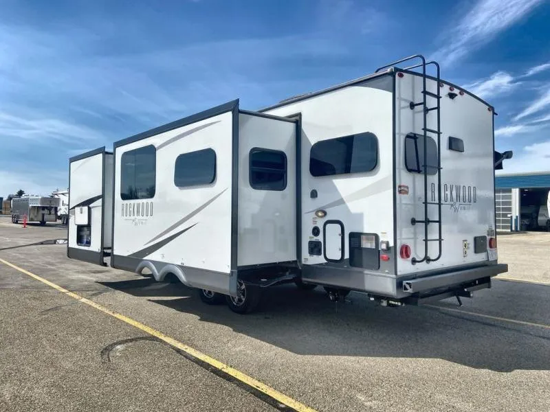 Trailer Image
