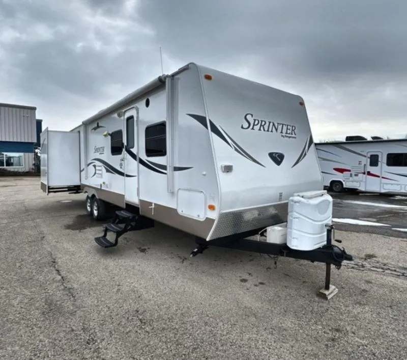 2012 Keystone RV sprinter 323bhs