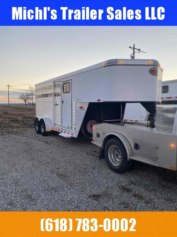 2013 Sundowner Trailers Horse Trailer 2013 Sundowner Trailers Horse Trailer