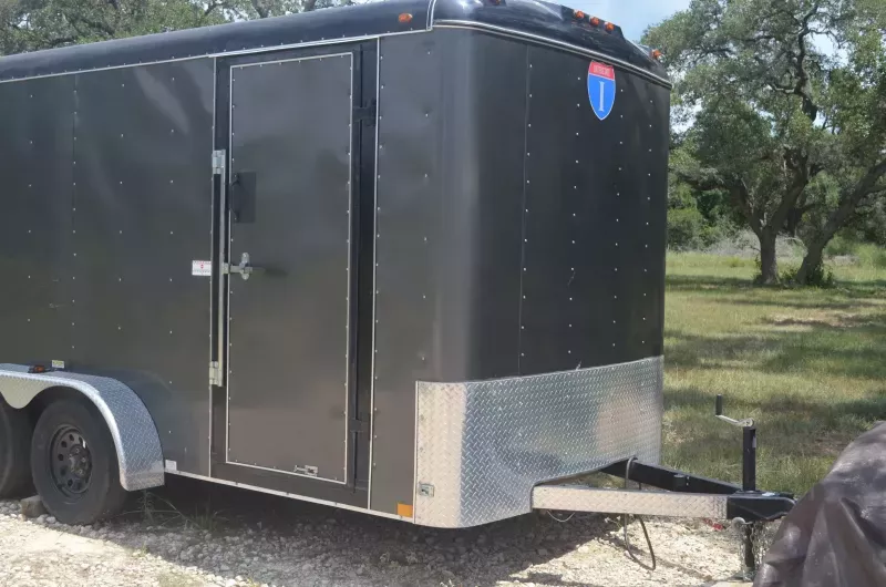 used Cargo (Enclosed) Trailers Load Runner Enclosed Cargo Trailer  for sale, in Yorktown, TX Thumbnail 4