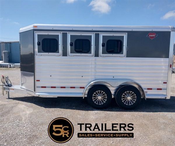 2021 Hart MVP 3H BP Horse Trailer 2021 Hart MVP 3H BP Horse Trailer