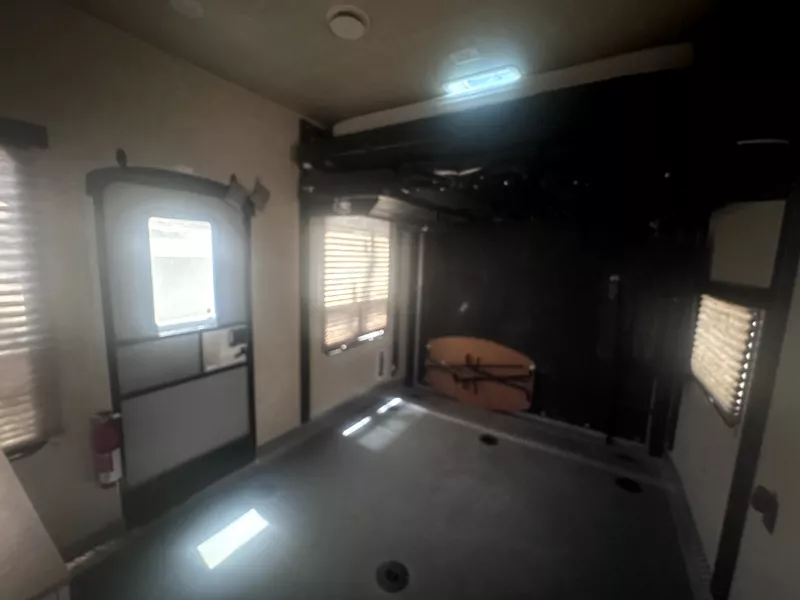 used Toy Haulers Keystone RV Impact for sale, in Lancaster, CA Thumbnail 7