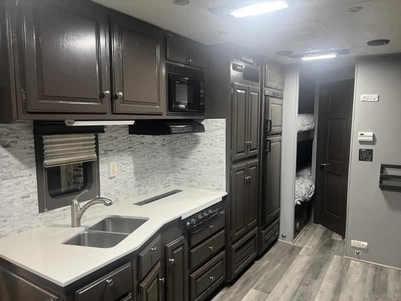 used Other Trailers Freightliner  for sale, in Edgerton, OH Thumbnail 17