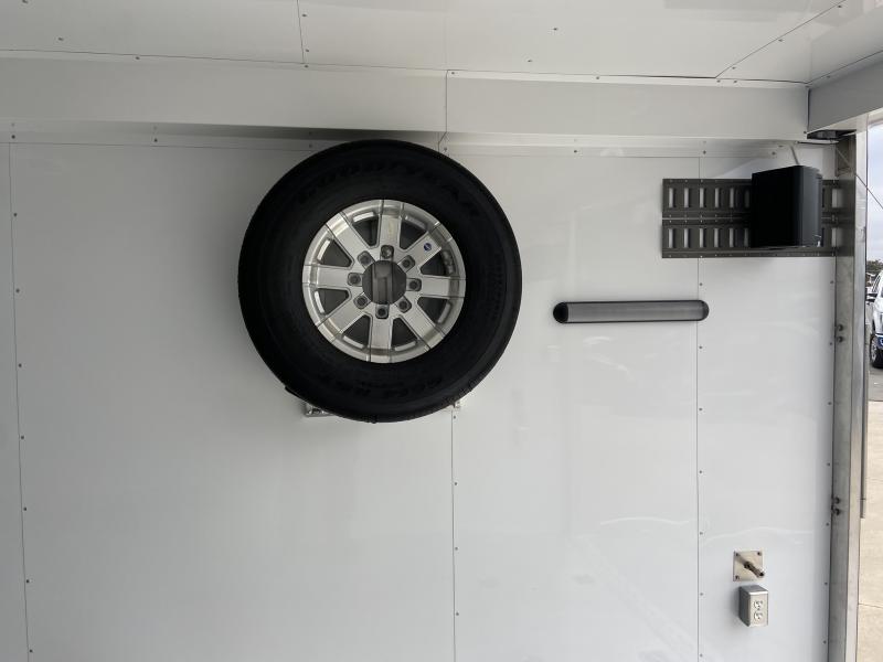 used Car Haulers / Racing Trailers Featherlite  for sale, in Edgerton, OH Thumbnail 8