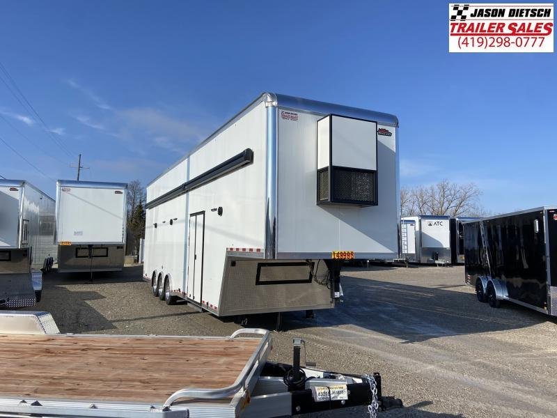 2023 United Super Hauler 8.5x38 Gooseneck Race Trailer 2023 United Super Hauler 8.5x38 Gooseneck Race Trailer