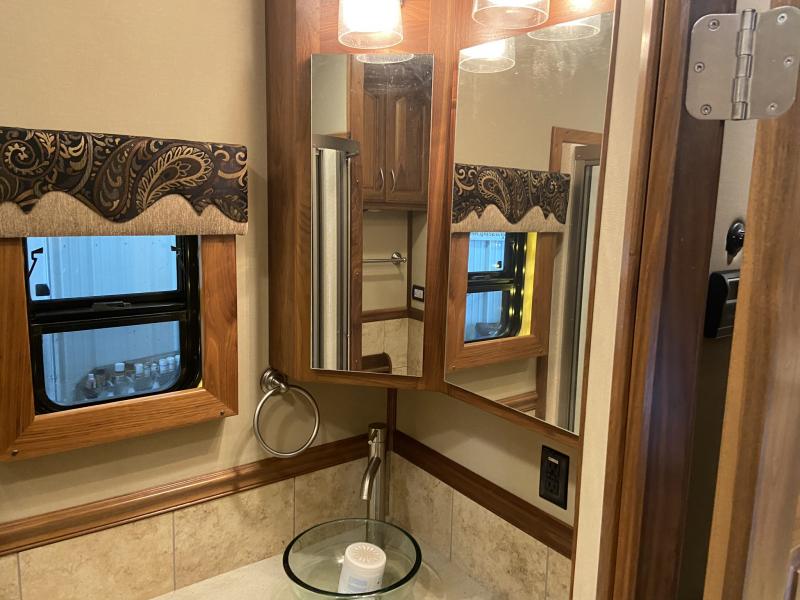 used Other Trailers Renegade RV  for sale, in Edgerton, OH Thumbnail 20