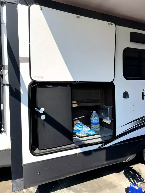 used Travel Trailers Forest River Salem Hemisphere GLX for sale, in Riverside, CA Thumbnail 6
