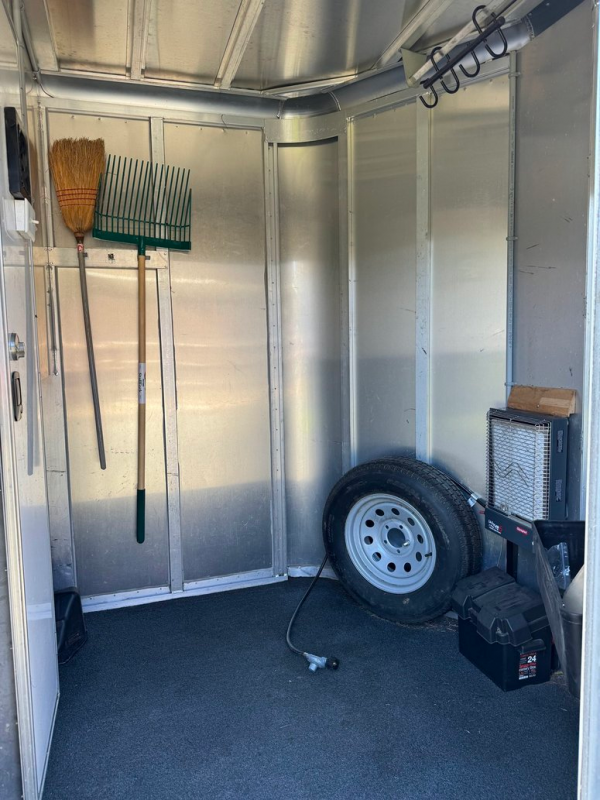 used Horse Trailers Featherlite  for sale, in Concord, CA Thumbnail 2